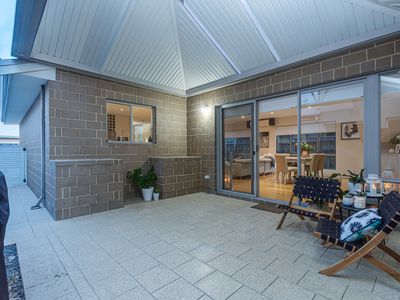 40 Seaside Avenue, Yanchep