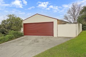 844 Tenbrink Street, Albury