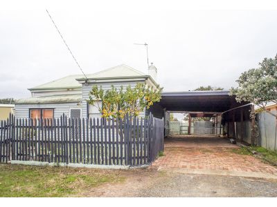 24 Millar Street, Horsham