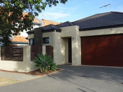 90A Joondanna Drive, Joondanna