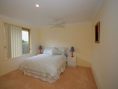 5 CURRAWONG COURT, Eli Waters