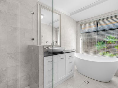 16 Fitzgerald Loop, Canning Vale