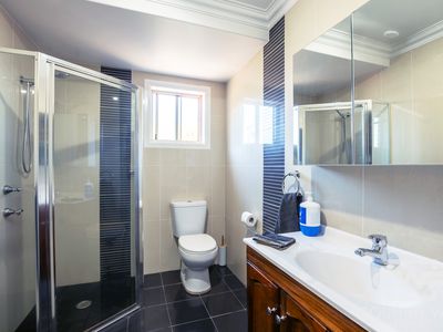 16 Bates Avenue, Glen Innes