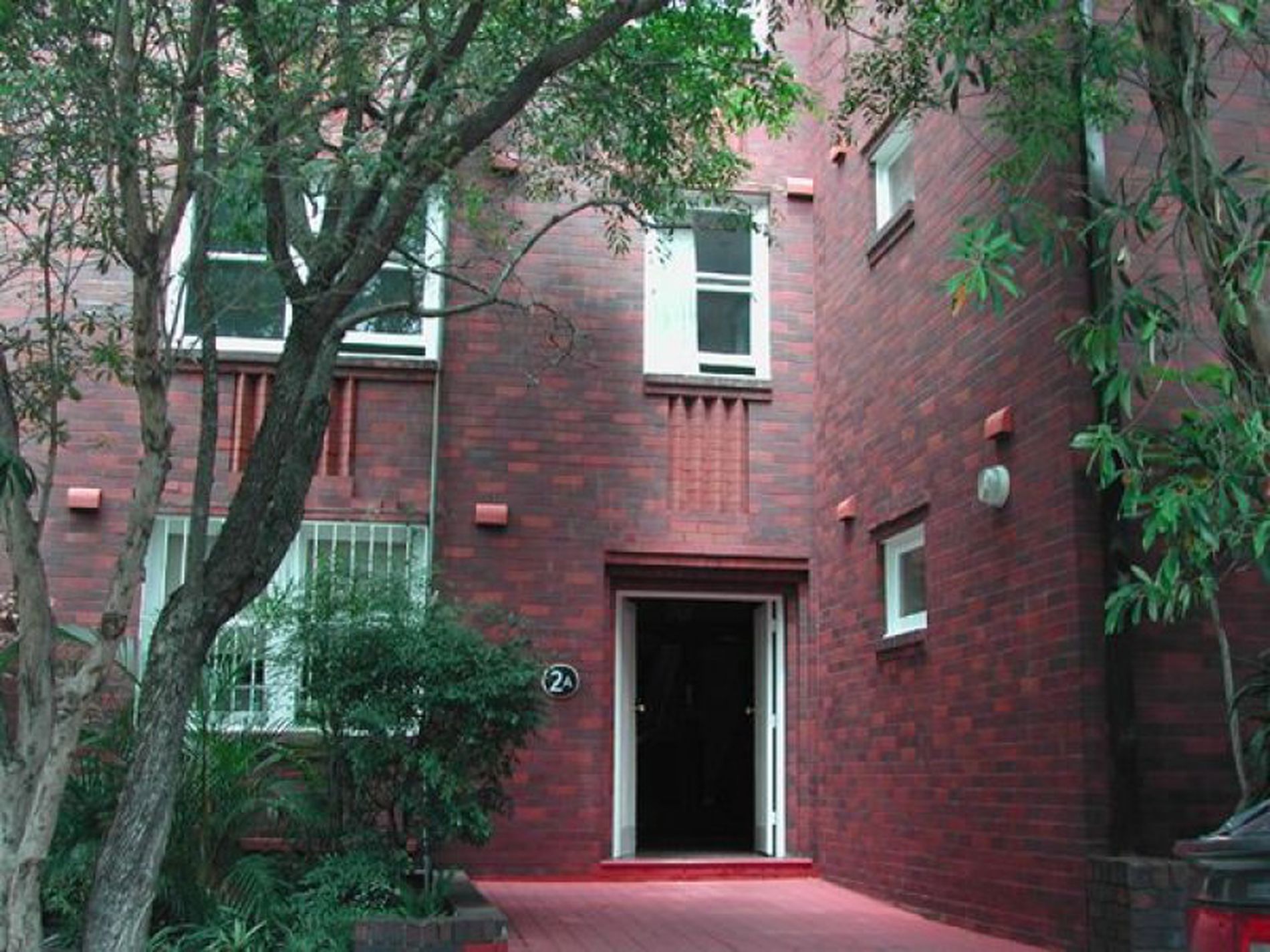 12 / 2A Darling Point Road, Darling Point