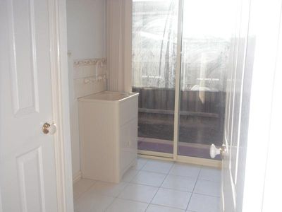 2 / 44 Hogans Road, Hoppers Crossing