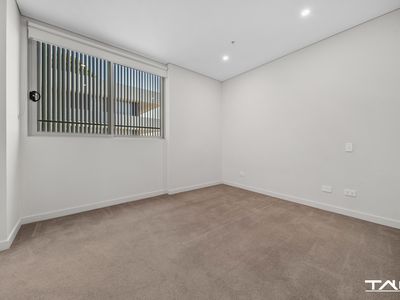 1002 / 22 Dressler Court, Merrylands