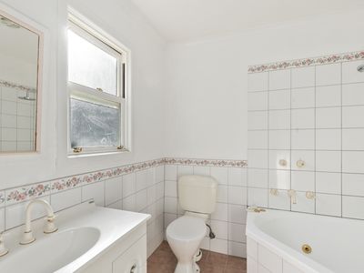 17 The Avenue, Seymour