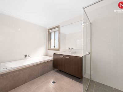 28 Mary Wade Place, Carnes Hill