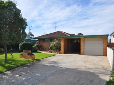 121 Cleeland Place, Kerang