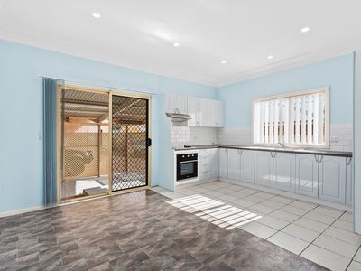 1 / 54 Addison Avenue, Lake Illawarra