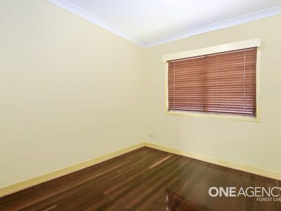 14 Sunbird St, Inala