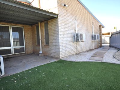 2 Chintabell Way, South Hedland