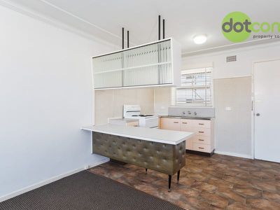 4 / 106 Victoria Street, Adamstown