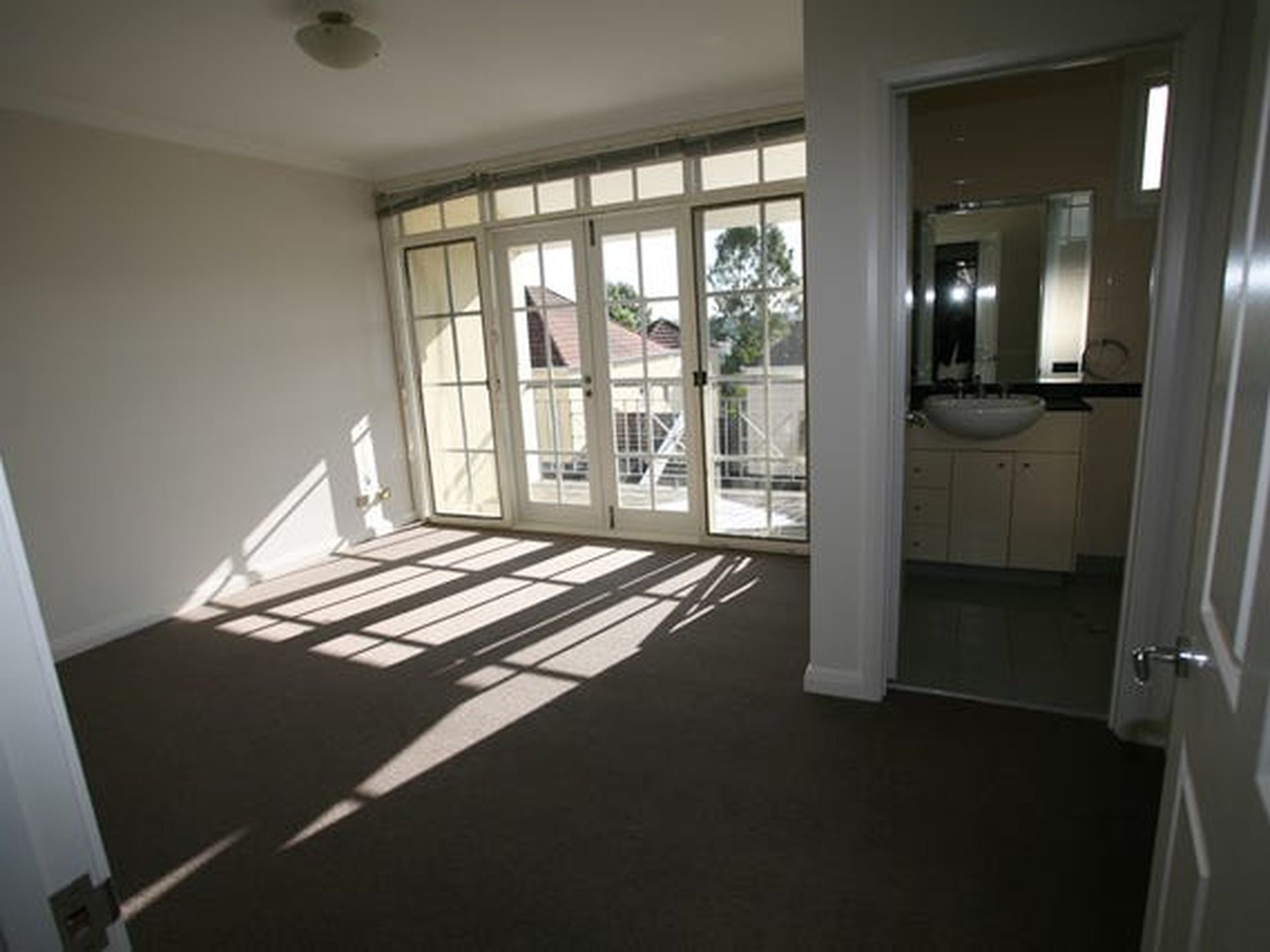 28 Waragal Avenue, Rozelle