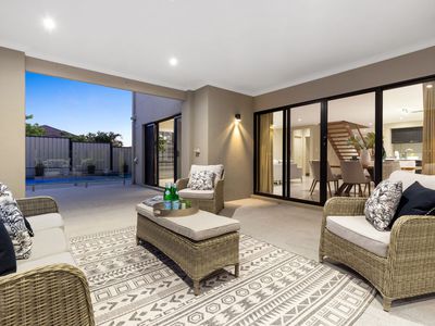 23 Senden Crescent, Manly West