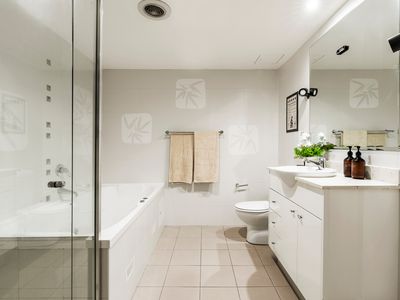 4302 / 93 Liverpool Street, Sydney