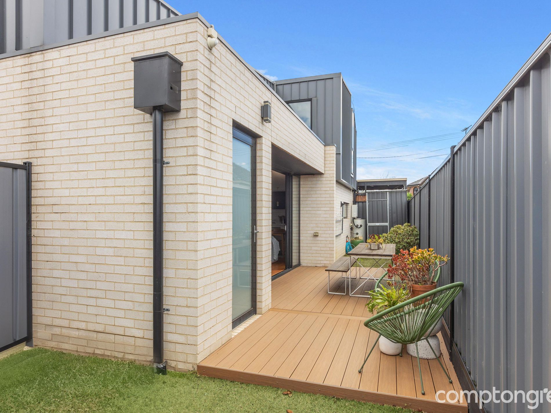 3 / 326 Blackshaws Road, Altona North
