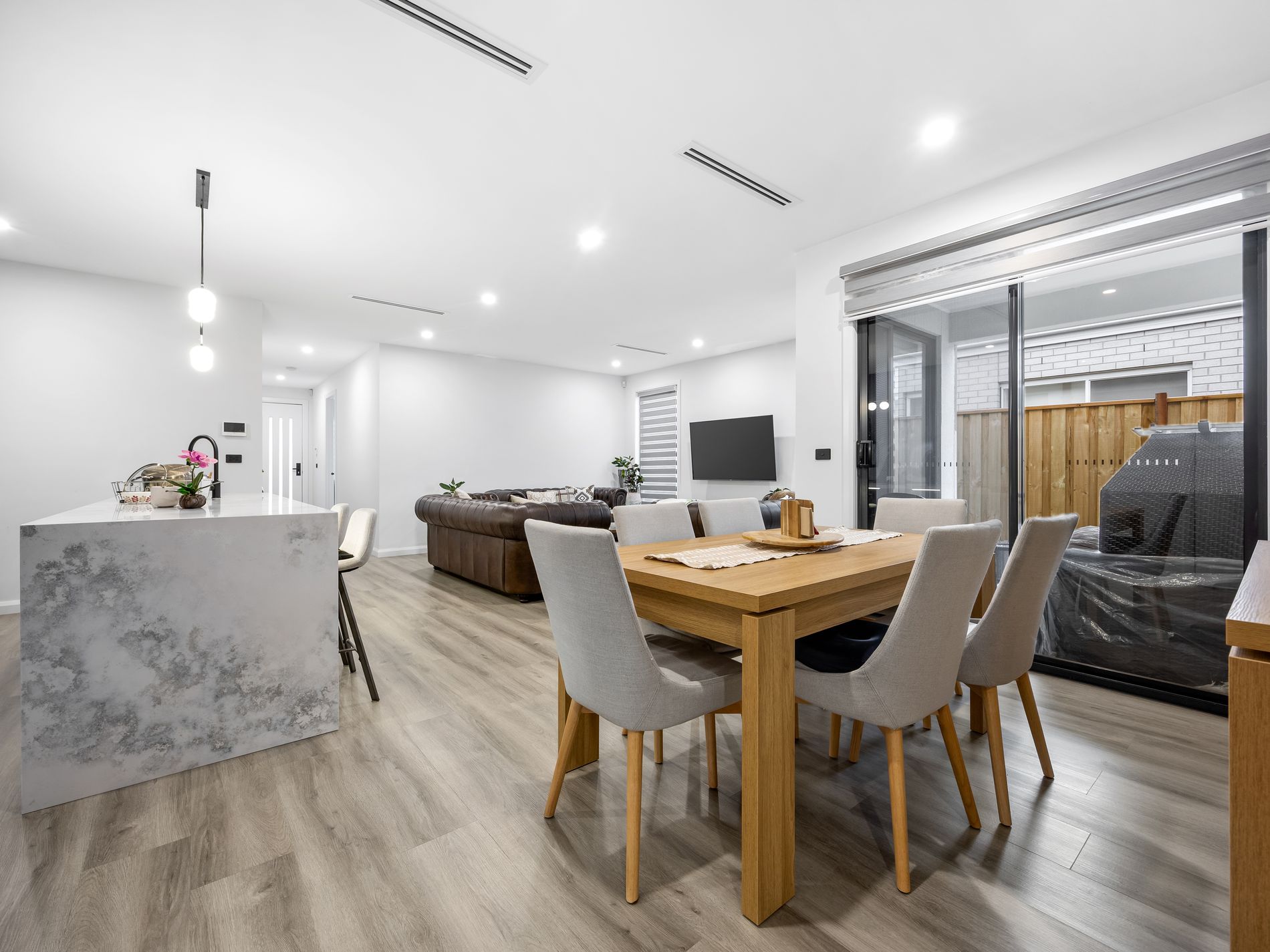 43 Pickering Crescent, Lara