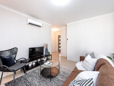 34B Eastdene Circle, Nollamara
