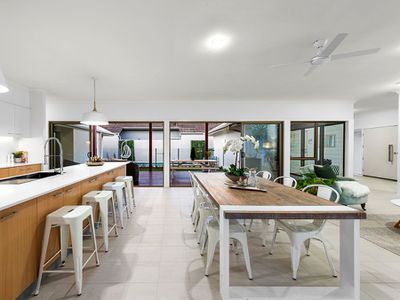 17 Mossvale Drive, Wakerley
