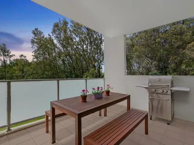 205D / 2 Rowe Drive, Potts Hill
