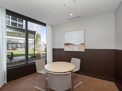 509 / 104 Easty Street, Phillip