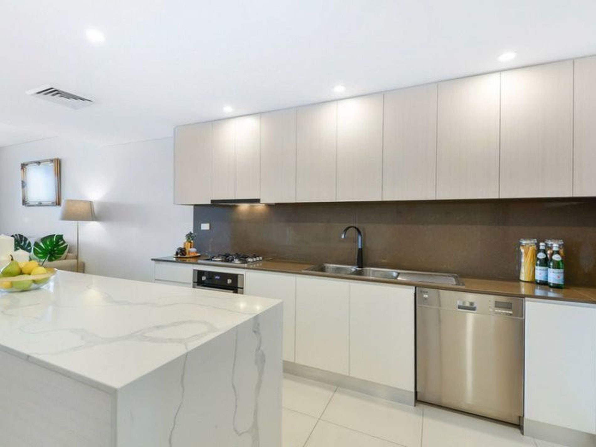 806 / 210 Coward Street, Mascot