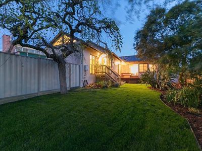 150 Belmore Road, Balwyn