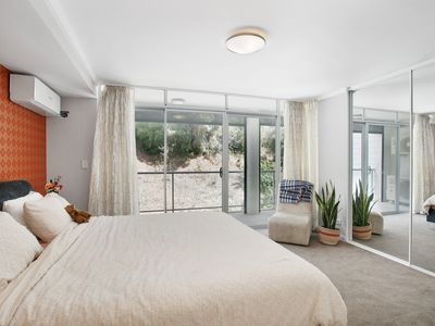 20 / 138 Mounts Bay Road, Perth