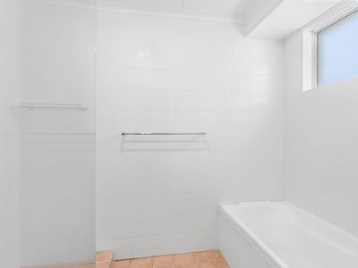 75 King George Parade, Forster