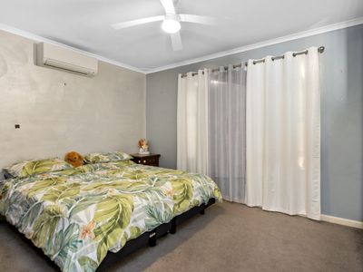 184 Bourke Street, Piccadilly