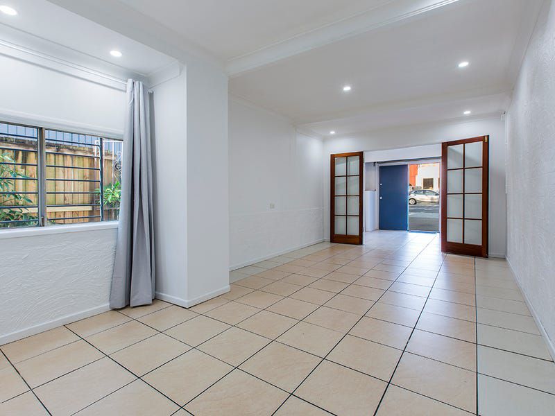 836 Sandgate Road, Clayfield