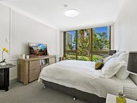 1 / 20 Orchid Avenue, Surfers Paradise