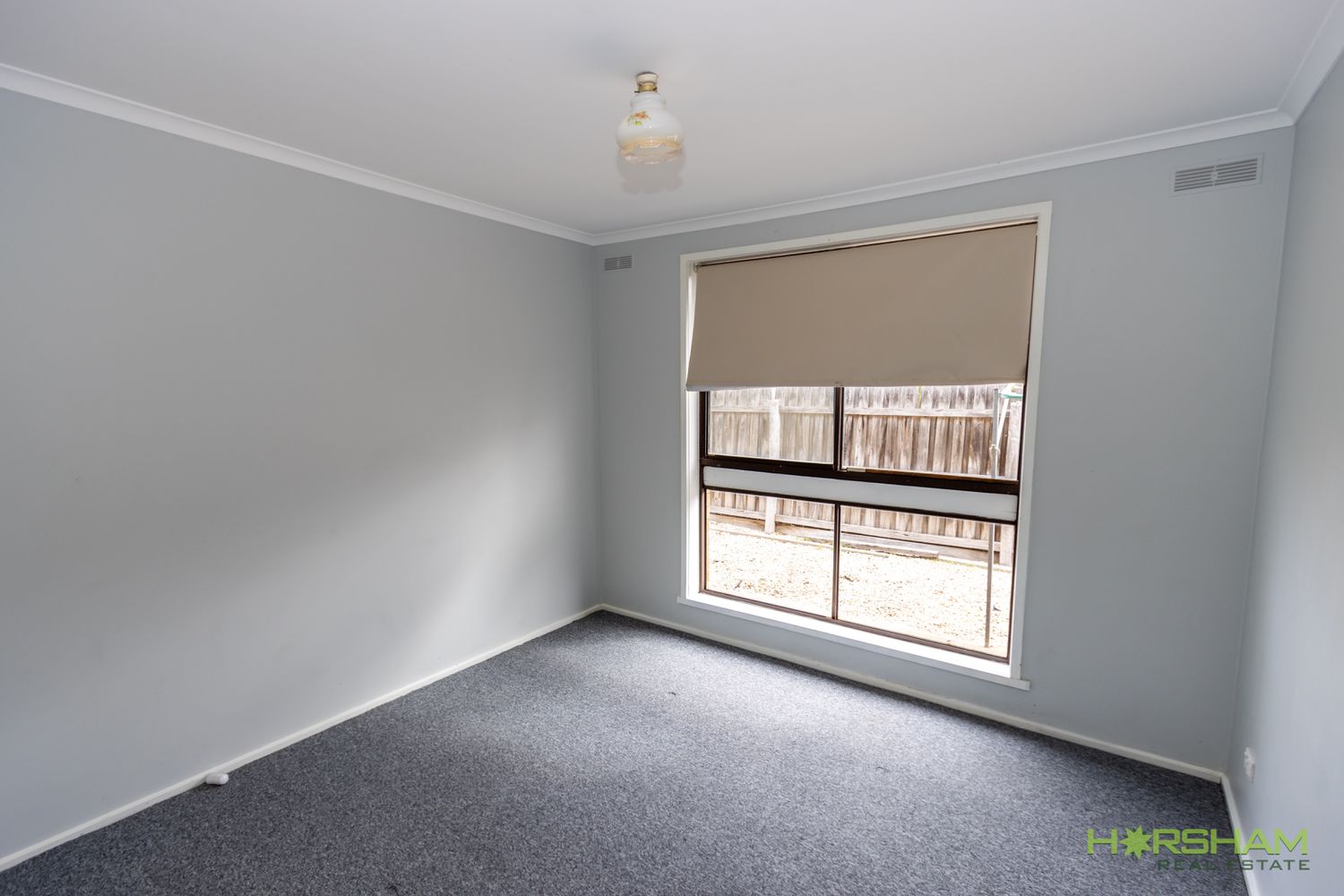 2 / 15 Schwarz Avenue, Horsham