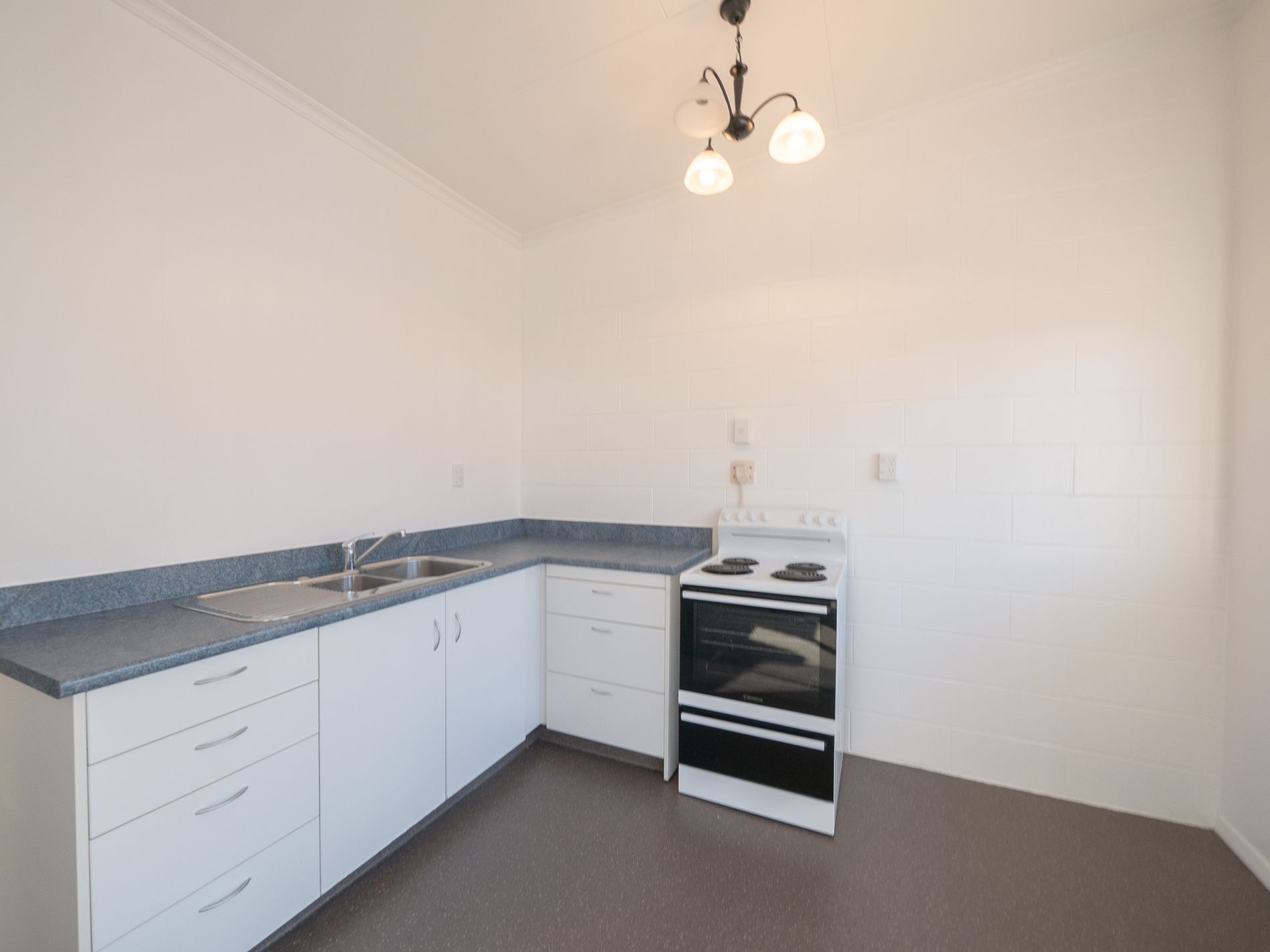 C / 28 Hargest Crescent, St Kilda