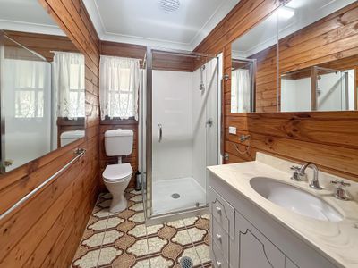 1 Honeysuckle Street, Forbes