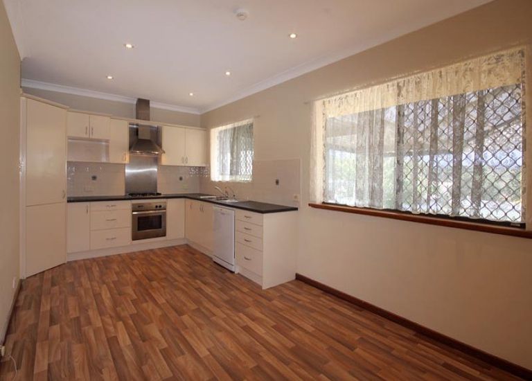 4 Laffers Crescent, Reynella