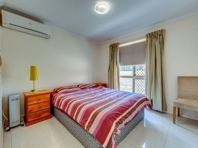 40-48 WOODEND COURT, Park Ridge