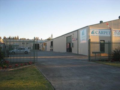 4 / 143 Industrial  Rd, Oak Flats