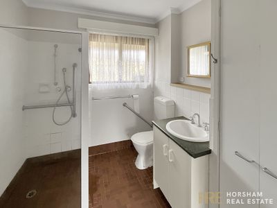 13 Shalom Place, Horsham