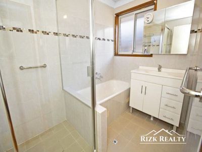 204 Banks Drive, St Clair