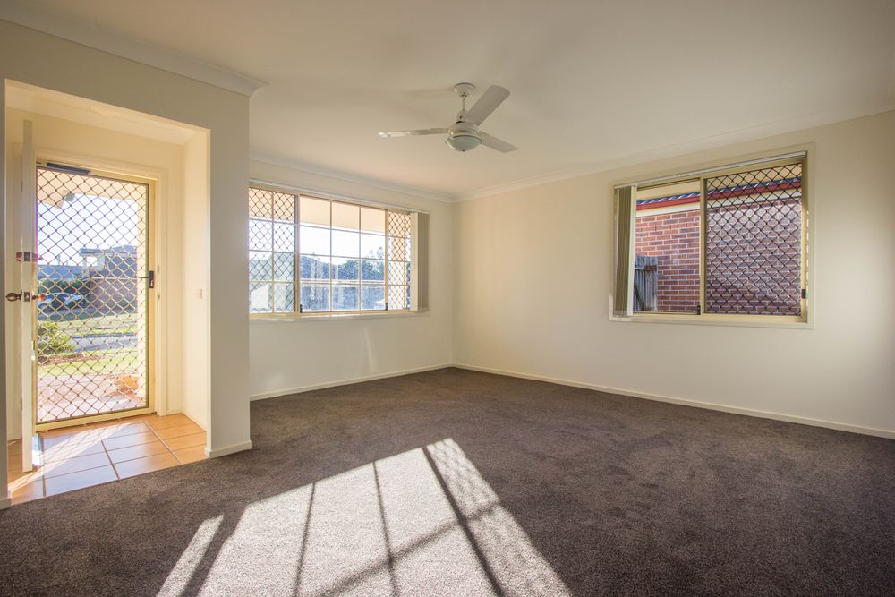 5 Wombeyan Court, Wattle Grove