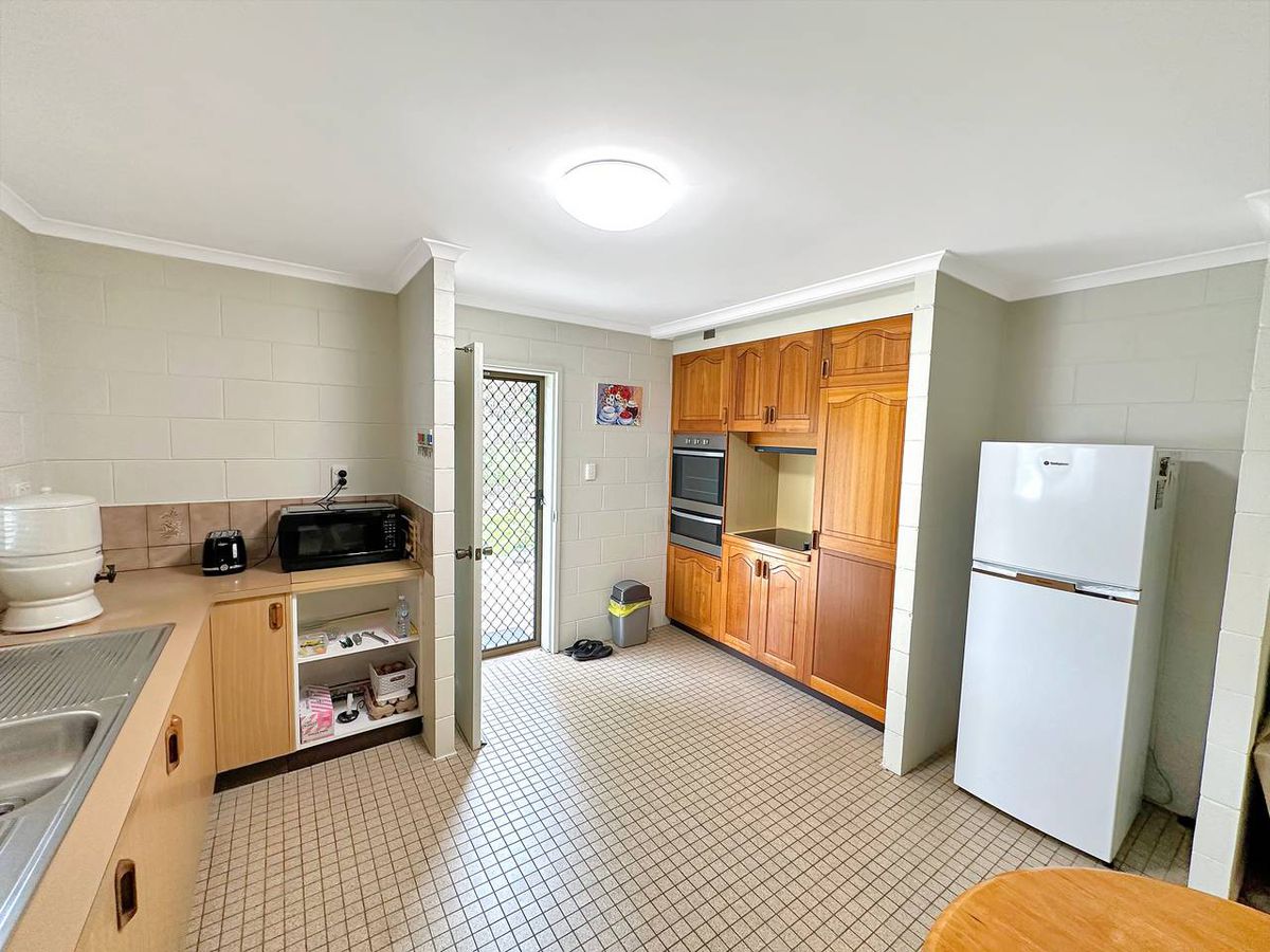5 Prior Close, Malanda