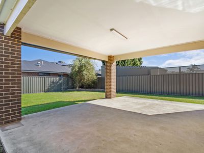 12 Relph Avenue, Sale