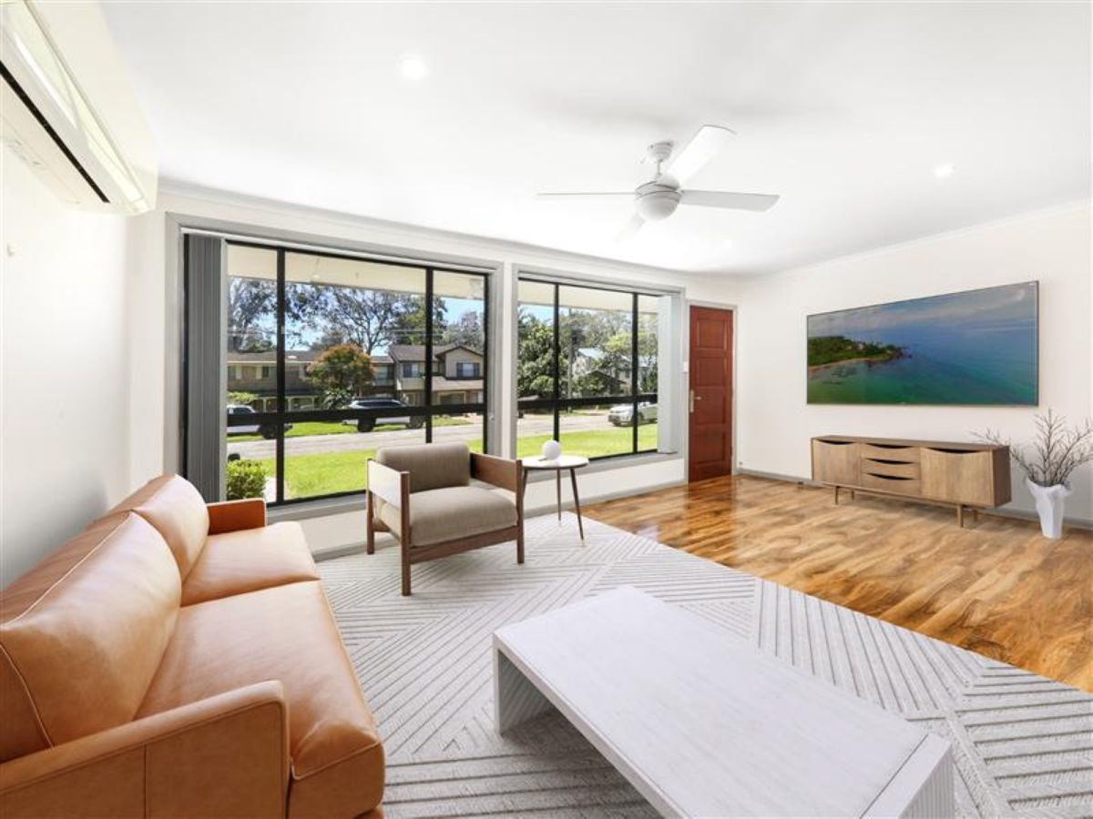 16 Lakeshore Avenue, Kingfisher Shores