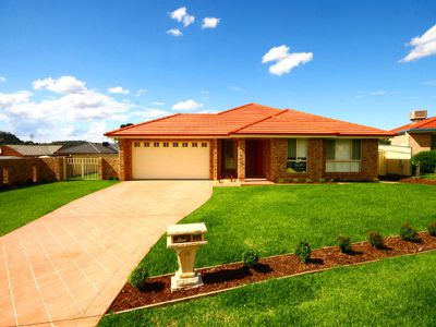 18 BANKSIA PLACE, Gunnedah