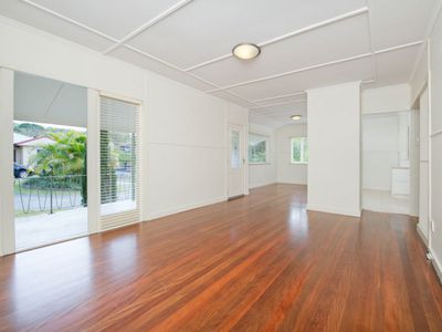 86 Gower Street, Toowong