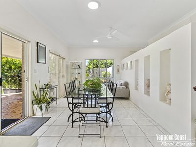 94 Howes Road, Farnborough