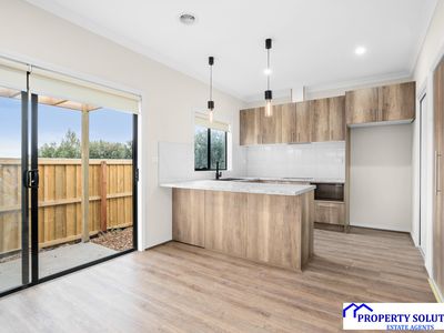 20 Hedgevale Drive, Officer