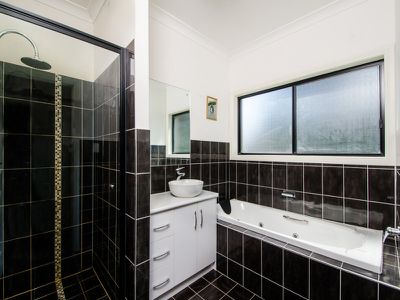 58A McMAHON Road, Worrolong